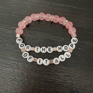 Taylor Swift Friendship Bracelet